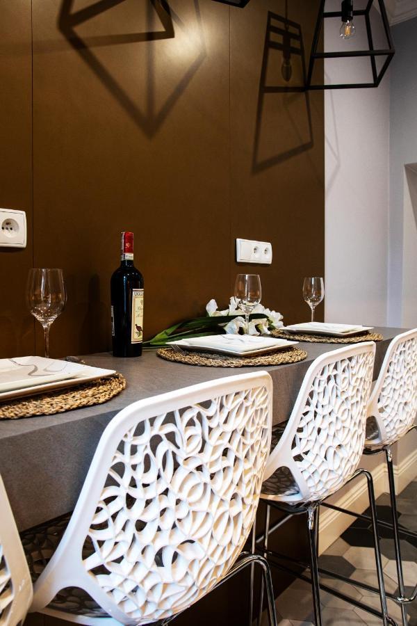Maya'S Flats & Resorts 44 - 3 Rooms Apartment On Chlebnicka Street Gdansk Old Town المظهر الخارجي الصورة